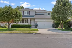 1121 Oakridge Park Dr, Farmington, UT 84025 - Photo 1