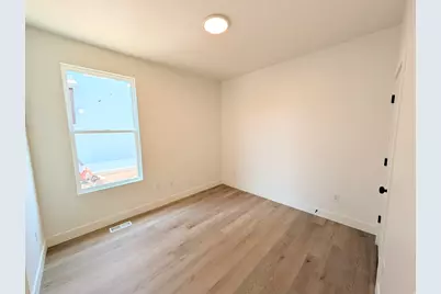7028 W Lake Ave S #121, South Jordan, UT 84009 - Photo 7