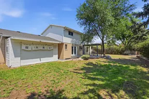 1944 E Brady Creek Dr S, Sandy, UT 84093 - Photo 23