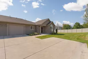 385 E 2280 N, North Logan, UT 84341 - Photo 5