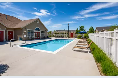 385 E 2280 N #D, North Logan, UT 84341 - Photo 73
