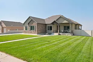 425 E Meadow Lark Ln, Elk Ridge, UT 84651 - Photo 69