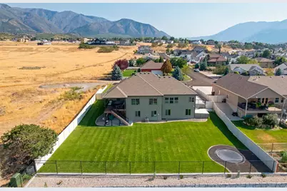 425 E Meadow Lark Ln, Elk Ridge, UT 84651 - Photo 71