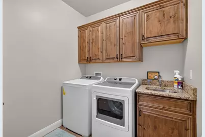 425 E Meadow Lark Ln, Elk Ridge, UT 84651 - Photo 23