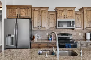 425 E Meadow Lark Ln, Elk Ridge, UT 84651 - Photo 5