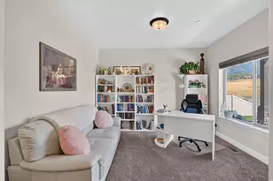 425 E Meadow Lark Ln, Elk Ridge, UT 84651 - Photo 13