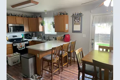 2143 W 1835 N, Lehi, UT 84043 - Photo 3
