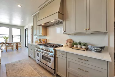 286 W Summerhill Ln, Centerville, UT 84014 - Photo 15