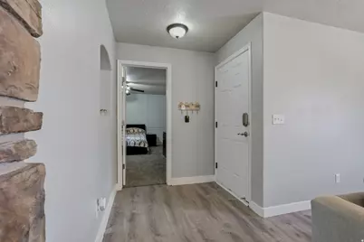 946 W 630 S #46, Pleasant Grove, UT 84062 - Photo 5