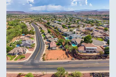 1987 N Lava Flow Dr, Saint George, UT 84770 - Photo 11