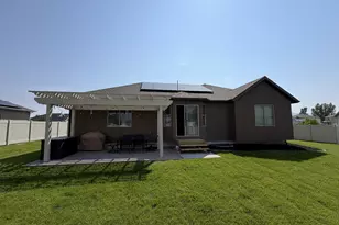 4443 N Butterfly Ln, Eagle Mountain, UT 84005 - Photo 7