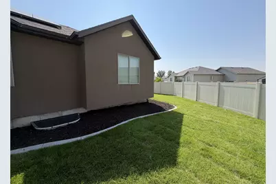 4443 N Butterfly Ln, Eagle Mountain, UT 84005 - Photo 29