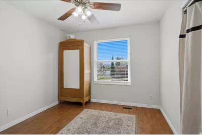 1915 E 1275 N, Layton, UT 84040 - Photo 17