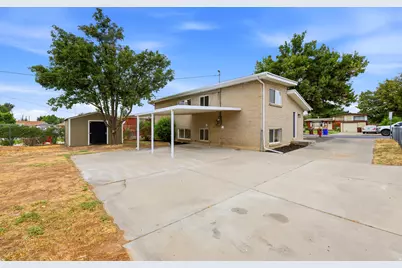 325 W Princeton Dr, Midvale, UT 84047 - Photo 27