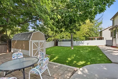 1064 E 1500 N, Layton, UT 84040 - Photo 49