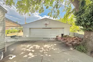 551 Sunset Ave, Tooele, UT 84074 - Photo 25