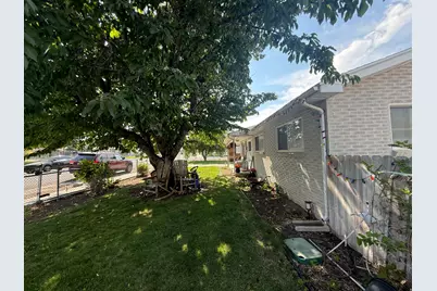 4606 W 3855 S, West Valley, UT 84120 - Photo 27