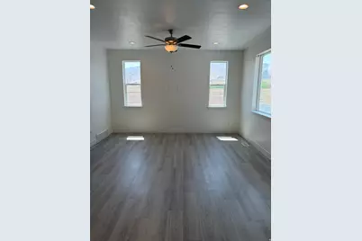 4882 E Lake Corner Dr, Eagle Mountain, UT 84005 - Photo 5