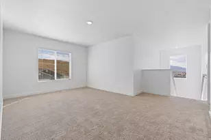 7192 Oquirrh Ranch Parkway, Eagle Mountain, UT 84005 - Photo 13