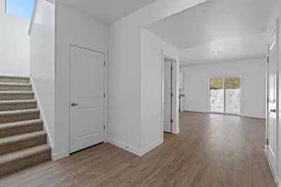 7192 Oquirrh Ranch Pkwy, Eagle Mountain, UT 84005 - Photo 5