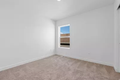 7192 Oquirrh Ranch Pkwy, Eagle Mountain, UT 84005 - Photo 19