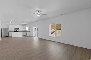 7192 Oquirrh Ranch Parkway, Eagle Mountain, UT 84005 - Photo 7