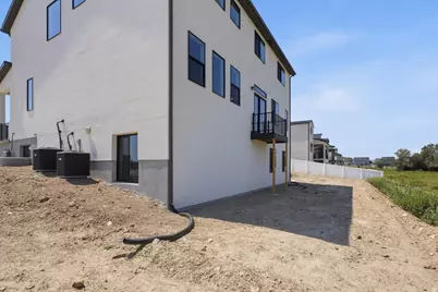 1566 E Livi Ln N #6, Saratoga Springs, UT 84045 - Photo 33