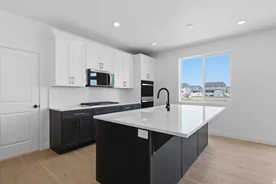 1566 E Livi Ln N #6, Saratoga Springs, UT 84045 - Photo 13