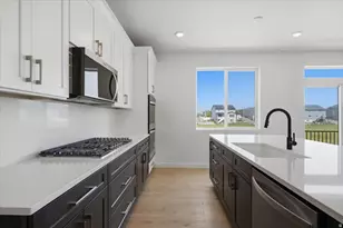 1566 E Livi Ln N, Saratoga Springs, UT 84045 - Photo 15