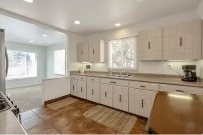 7391 S Elm St, Midvale, UT 84047 - Photo 11