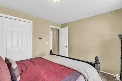 2329 E Sublette Pl, Sandy, UT 84093 - Photo 31