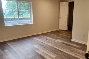 5914 Valley Point Dr, West Valley, UT 84128 - Photo 13