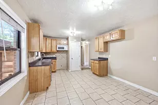 4372 S 375 E, Washington Terrace, UT 84405 - Photo 7