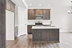 813 S 270 E, Smithfield, UT 84335 - Photo 5