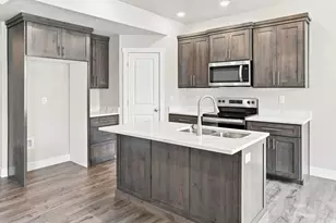 813 S 270 E, Smithfield, UT 84335 - Photo 3