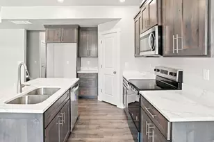 813 S 270 E, Smithfield, UT 84335 - Photo 5