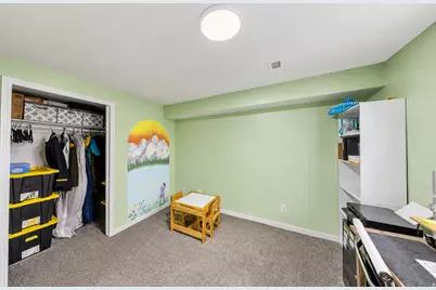 5503 S 3375 W, Roy, UT 84067 - Photo 17