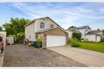 5503 S 3375 W, Roy, UT 84067 - Photo 3