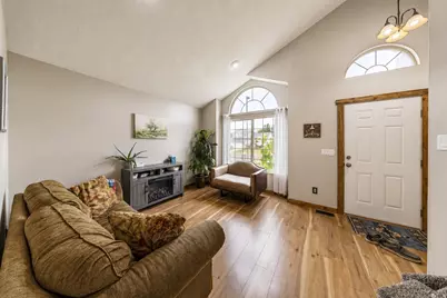 5503 S 3375 W, Roy, UT 84067 - Photo 5
