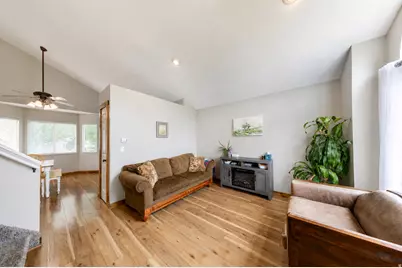 5503 S 3375 W, Roy, UT 84067 - Photo 5