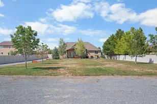 304 E Box Elder Dr, Grantsville, UT 84029 - Photo 39