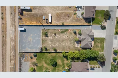 304 E Box Elder Dr, Grantsville, UT 84029 - Photo 43