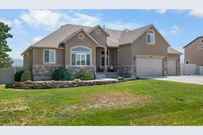 304 E Box Elder Dr, Grantsville, UT 84029 - Photo 3