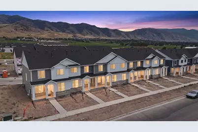 821 S 270 E #5, Smithfield, UT 84335 - Photo 1