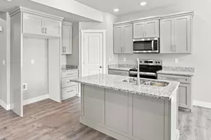 821 S 270 E, Smithfield, UT 84335 - Photo 5