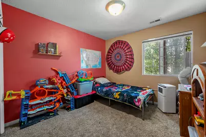 148 W Daybreak Ln, Saratoga Springs, UT 84045 - Photo 17