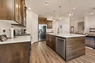 3215 S Sandstone Dr W, Hurricane, UT 84737 - Photo 11