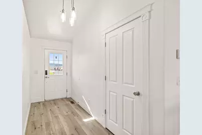 180 N Sage Ln, Loa, UT 84747 - Photo 5
