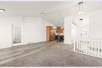 180 N Sage Ln, Loa, UT 84747 - Photo 9