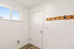 180 N Sage Ln, Loa, UT 84747 - Photo 23